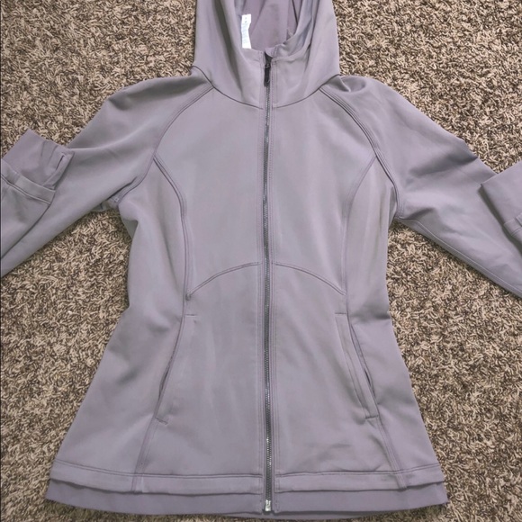 Lululemon 🍋 Jacket - Picture 2 of 13